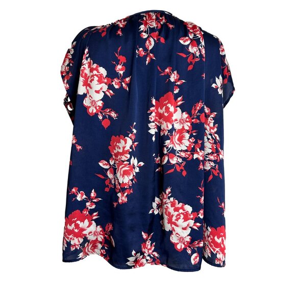 Tutu & Lilli Womens Blouse Size XS Blue Red Floral Pullover Short Sleeve Top - Picture 2 of 7